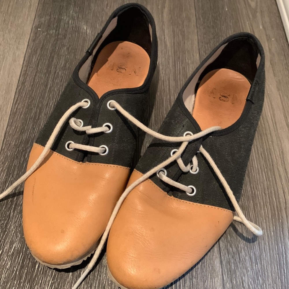 Nike shoes size 7